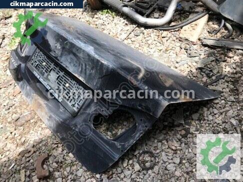 Honda Civic Bagaj Kapağı çıkma parça