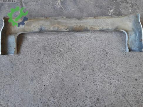 Hyundai H100 Arka Tampon çıkma parça