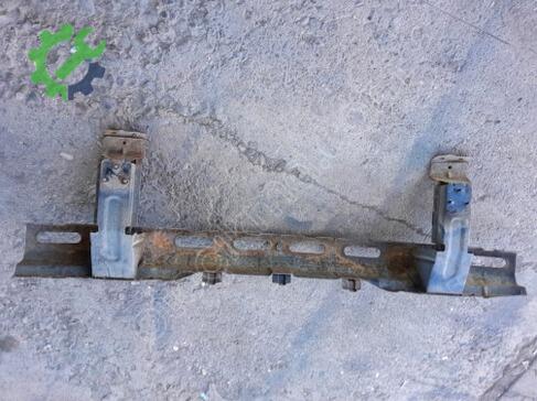 Hyundai H100 Ön Tampon Demiri çıkma parça