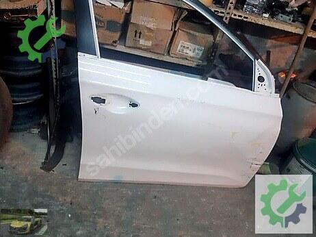 Hyundai i20 Sağ Ön Kapı çıkma parça