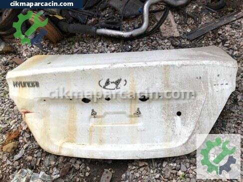 Hyundai Accent Bagaj Kapağı çıkma parça
