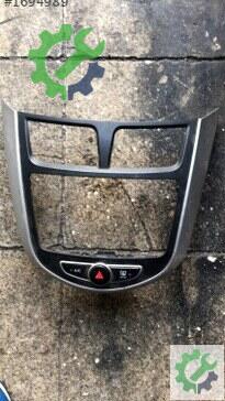 Hyundai Accent Teyp Çerçevesi çıkma parça