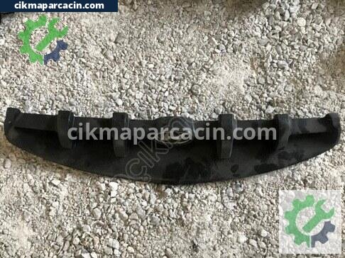Hyundai Accent Ön Panjur çıkma parça