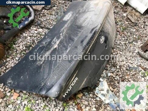 Hyundai Elantra Bagaj Kapağı çıkma parça
