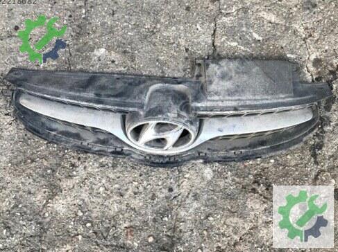 Hyundai Elantra Ön Panjur çıkma parça