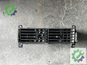 Hyundai Excel Kalorifer Üfleme Izgarası Orta