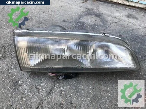 Hyundai H100 Sağ Ön Far çıkma parça