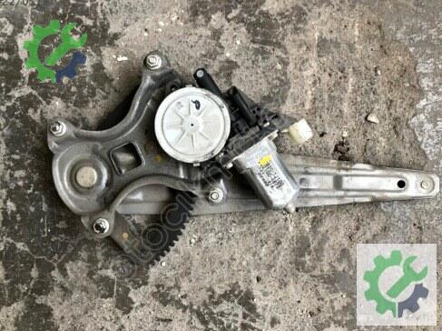 Hyundai i20 Cam Krikosu çıkma parça