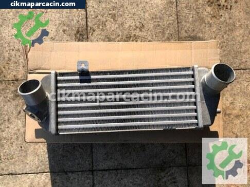Hyundai i20 Intercooler Radyatörü çıkma parça