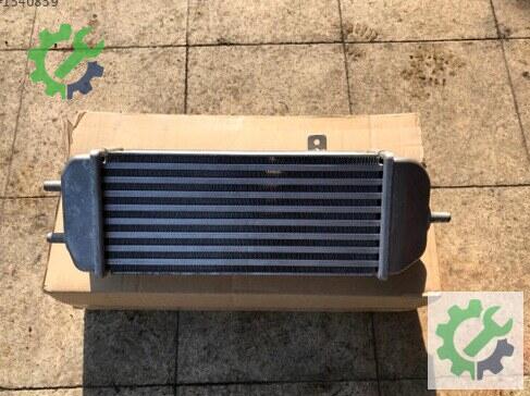 Hyundai i20 Intercooler Radyatörü 282712A700 çıkma parça