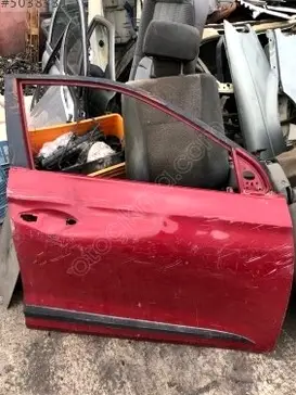 Hyundai i20 Sağ Ön Kapı çıkma parça