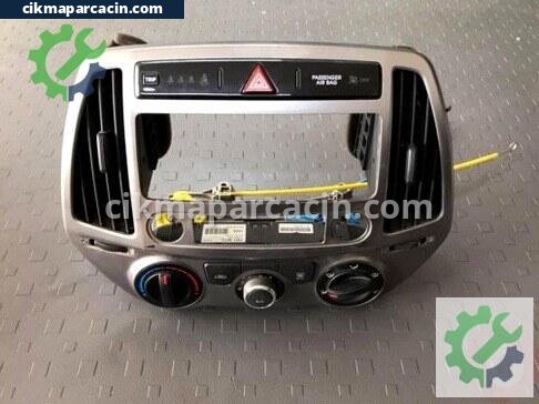 Hyundai i20 Teyp Çerçevesi çıkma parça