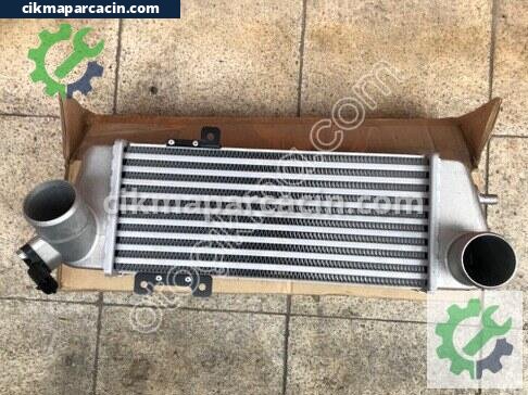 Hyundai i30 Intercooler Radyatörü çıkma parça
