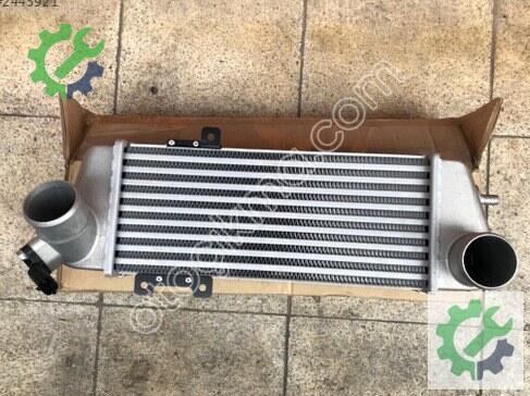 Hyundai i30 Intercooler Radyatörü çıkma parça