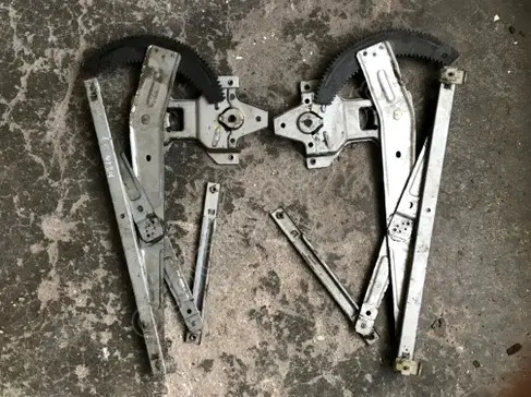 Hyundai Matrix Sağ Ön Cam Krikosu çıkma parça