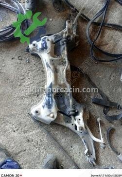 Hyundai Accent Travers çıkma parça