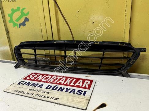 Hyundai Accent Tampon Izgarası 86561-1R000 çıkma parça