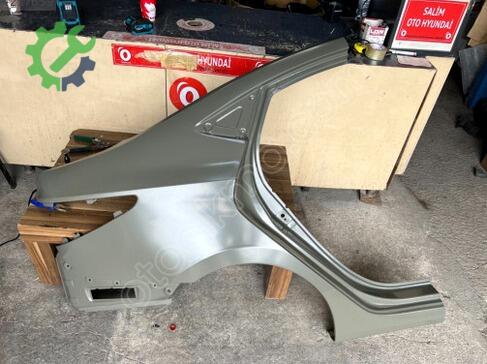 Hyundai Accent Sağ Arka Çamurluk çıkma parça
