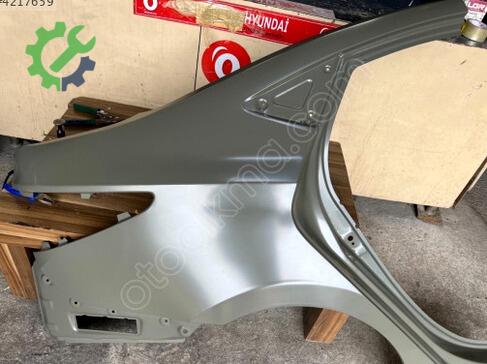 Hyundai Accent Sağ Arka Çamurluk çıkma parça