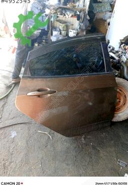Hyundai Accent Sağ Arka Kapı çıkma parça