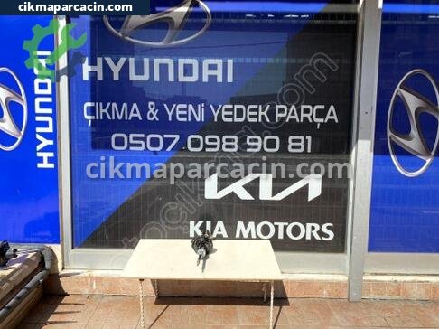 Hyundai Accent Sağ Ön Amortisör çıkma parça