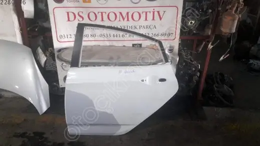 Hyundai Accent Sol Arka Kapı çıkma parça
