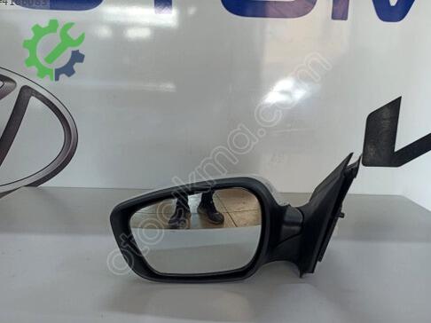Hyundai Accent Sağ Dış Ayna çıkma parça