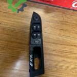 HYUNDAİ ACCENT ERA 4 LÜ CAM DÜĞMESİ ORİJİNAL ÇIKMA