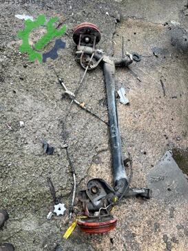 Hyundai Accent Arka Dingil çıkma parça