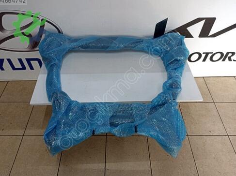 Hyundai Accent Travers çıkma parça