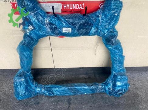 Hyundai Accent Travers çıkma parça