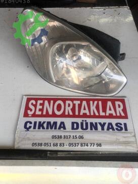 Hyundai Accent Sağ Ön Far 921011E089 çıkma parça