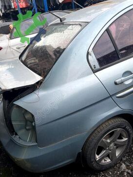 Hyundai Accent Sağ Arka Çamurluk çıkma parça