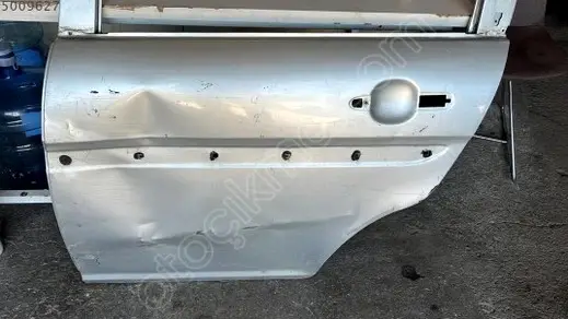 Hyundai Accent Sol Arka Kapı çıkma parça
