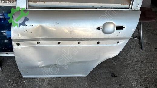 Hyundai Accent Sol Arka Kapı çıkma parça