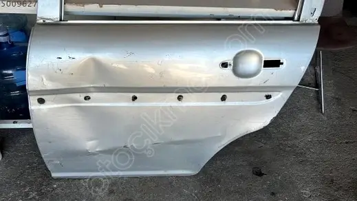 Hyundai Accent Sol Arka Kapı çıkma parça