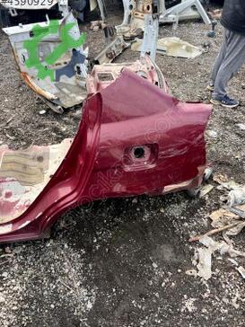 Hyundai Accent Sol Arka Çamurluk çıkma parça