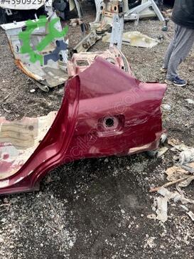 Hyundai Accent Sol Arka Çamurluk çıkma parça