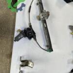 HYUNDAİ ACCENT ERA SOL ÖN CAM KRİKOSU ORİJİNAL ÇIKMA