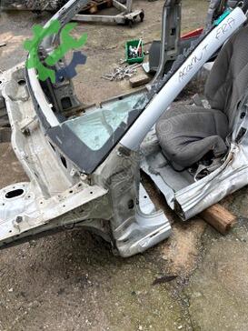 Hyundai Accent Sol Konsol çıkma parça