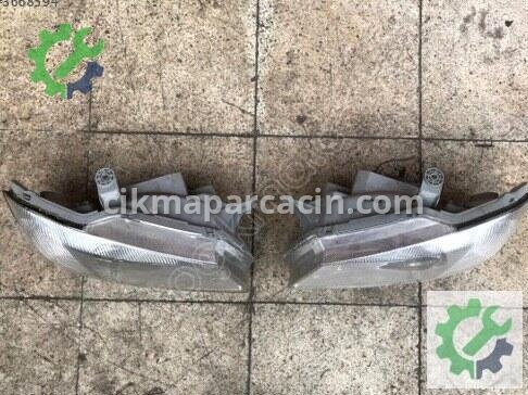 Hyundai Accent Far 92101-25000 çıkma parça