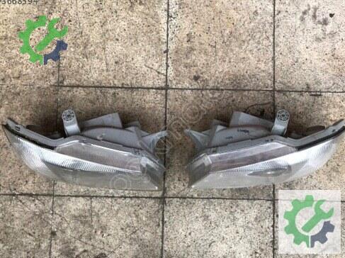 Hyundai Accent Far 92101-25000 çıkma parça
