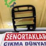 HYUNDAİ ACCENT ORJİNAL TEYP VE KLİMA DÜĞME ÇERÇEVESİ