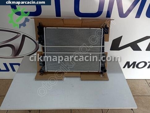 Hyundai Bayon Motor Su Radyatörü çıkma parça