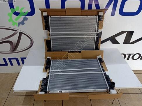 Hyundai Bayon Motor Su Radyatörü 25310 çıkma parça