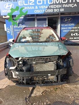 Hyundai Bayon Kesme Tavan Sacı çıkma parça