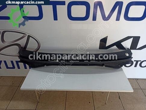 Hyundai Bayon Ön Cam Izgarası çıkma parça