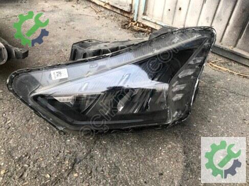 Hyundai Bayon Sol Ön Far çıkma parça