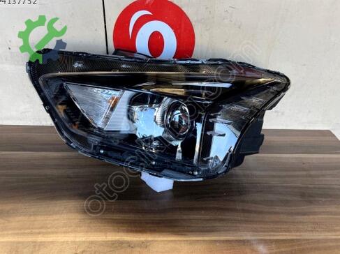 Hyundai Bayon Mercekli Far çıkma parça