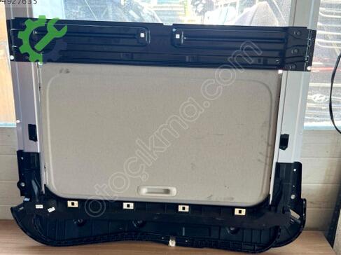 Hyundai Bayon Sunroof Camı çıkma parça